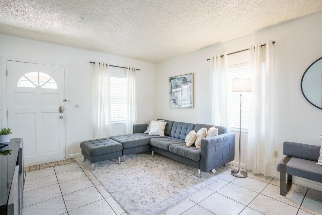 Modern 2 Bedroom In The Heart Of Wynwood Art District Miami Exterior photo