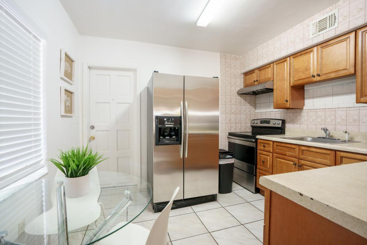 Modern 2 Bedroom In The Heart Of Wynwood Art District Miami Exterior photo